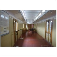 2016-03-05 Verkehrsmuseum Postwaggon 03.jpg